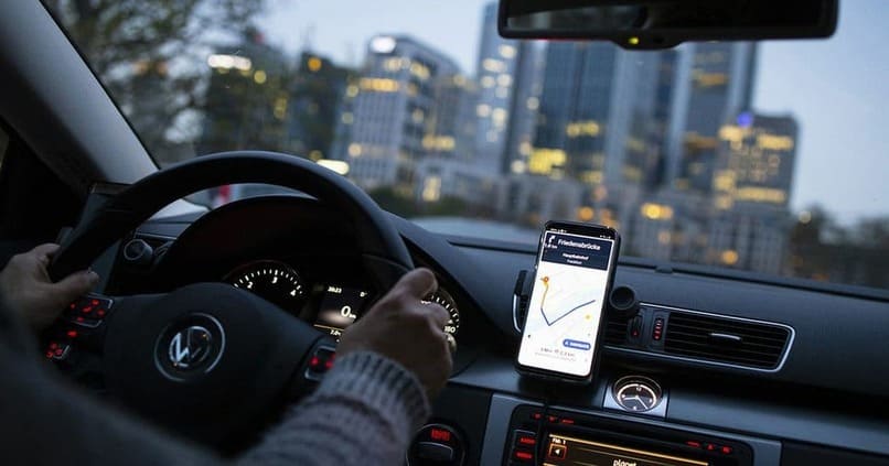 automovil app uber