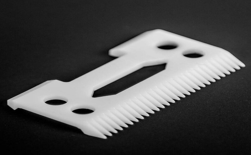 las cuchillas de ceramicas son mas fragiles