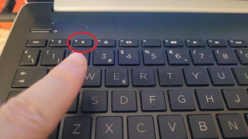 configurar teclado persona