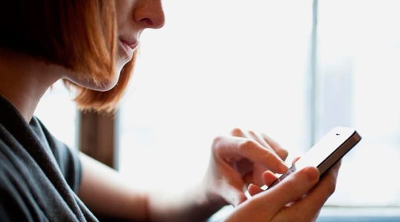 alguien tratando de marcar para que salga buzon de voz 