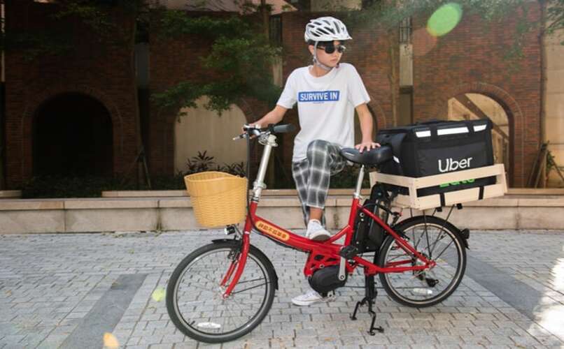 repartidor bicicleta uber eats